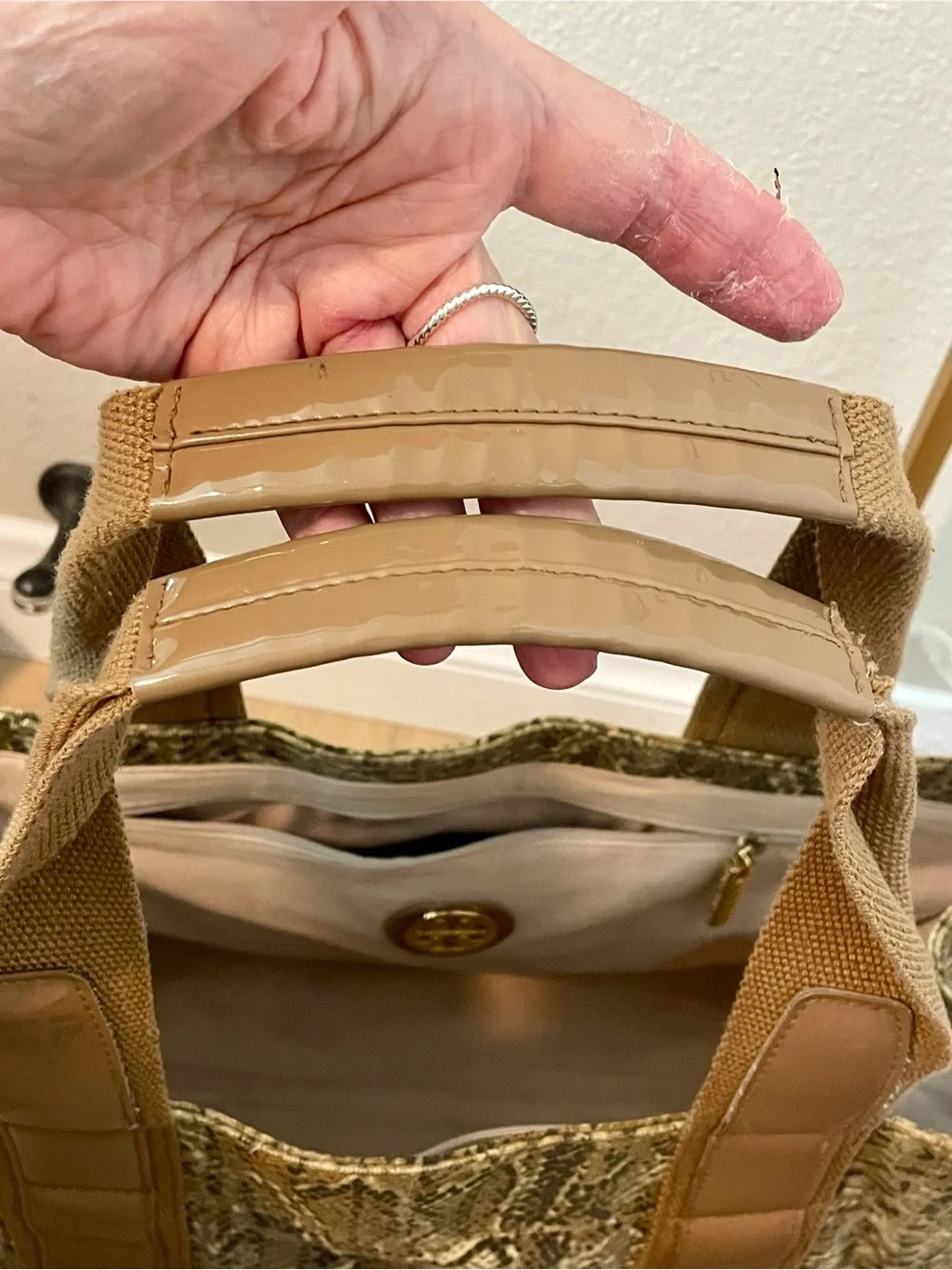 Tory Burch beautiful distinctive